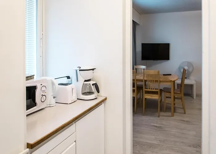 - Kauppakatu 7 * Γιόενσου