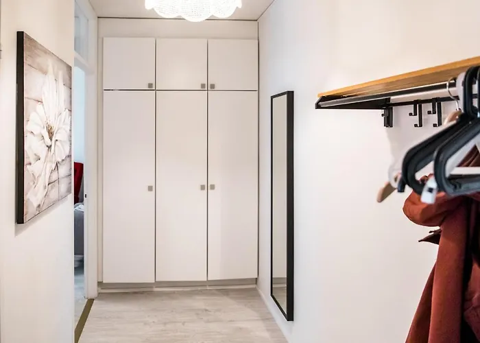 - Kauppakatu 7 Γιόενσου